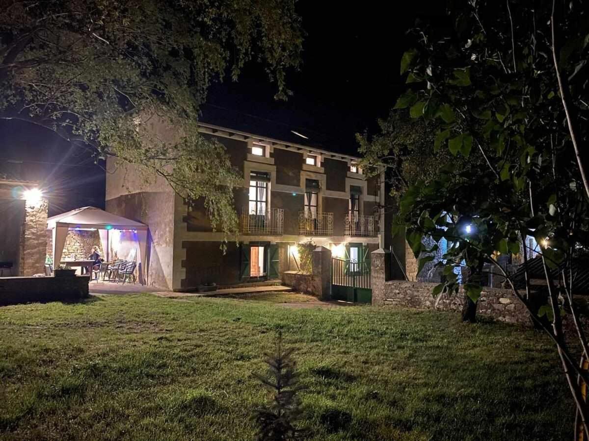 Villa Rosalia Villanua Bagian luar foto